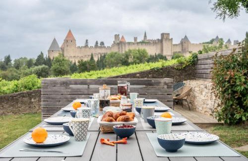 Carcassonne Casa | L'écrin de la Cité, Coeur de Vignes - Vivez une expérience inoubliable !