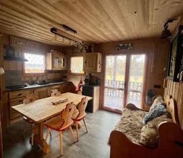 Saint-Laurent-en-Grandvaux Chalet De Esquí | l'écureuil