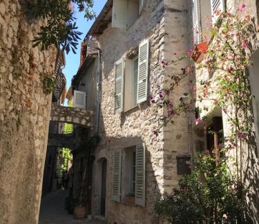 Saint-Paul-de-Vence Casa | L'élégante - maison de ville avec bains à remous - parking inclus