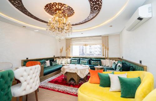 Quartier Mozart Apartamento | L'étoile de Tanger - Jacuzzi - Proche plage & Corniche - Appartement Chic et Moderne - Jusqu'à 8 personnes - AC, WIFI, IPTV