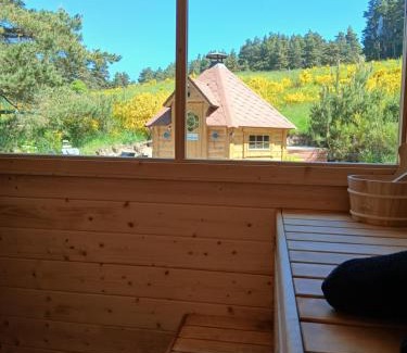Laussonne Otro | L'Ô Ré des Bois, hébergement insolite Clair de Lune, Bain norvégien, sauna, kota
