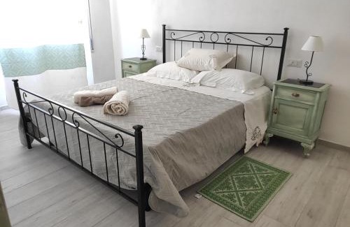La Maddalena Cama Y Desayuno | L'Ajaccio B&B