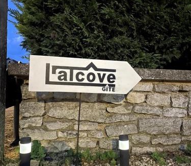 Sacquenay Casa | L'Alcôve, maison d'artistes