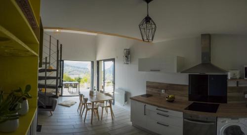 Veyre-Monton Casa | L'Alphonsine