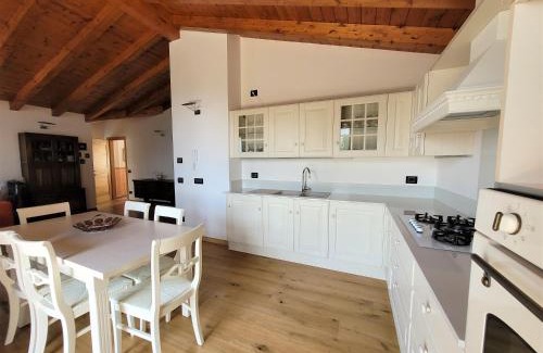 Bossico Apartamento | L'Alpino Mountain Lake Iseo Hospitality