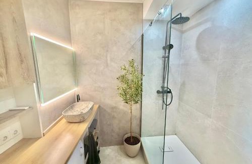 Croix de Pierre Apartamento | L'Amazone - T2 Moderne - Croix de Pierre