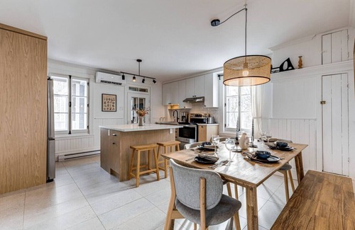 Quartier 5-4 Apartamento | L'Ancestrale-3 bedroom-1.5 bathroom