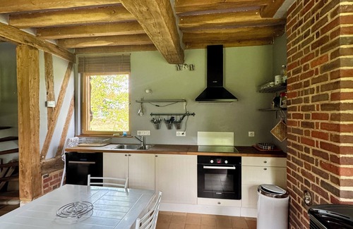 Flancourt-Catelon Casa | Encantadora casa de 3 estrellas amueblada con turismo con chimenea y tranquilo jardín.
