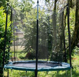 Issigeac Casa | L'ancienne gare d'Issigeac,piscine,grand terrain,4 personnes