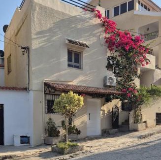 Tabarka Apartamento | L'ancienne menuiserie