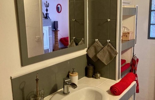Saint-Laurent-de-Terregatte Cama Y Desayuno | l'Angeviniere, maison d'hotes