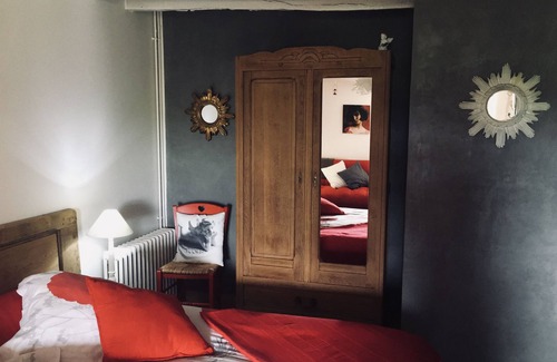 Saint-Laurent-de-Terregatte Cama Y Desayuno | l'Angeviniere, maison d'hotes