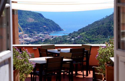 Dosso Cama Y Desayuno | L'Antico Borgo B&B