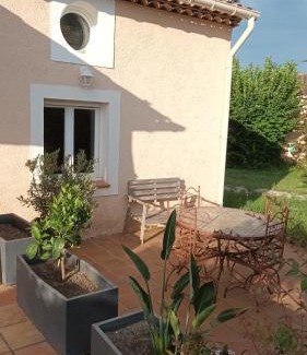 Pignans Apartamento | L'APARTE - le studio Les Vignes