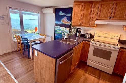 La Mitis Apartamento | L'APPÂT buvette et couchette de Sainte-Luce - Appartements de vacances modernes, calmes et ressourçant sur le fleuve