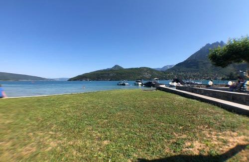 Duingt Apartamento | L'Appart du Lac, Plage Privée