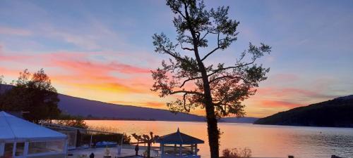 Duingt Apartamento | L'Appart du Lac, Plage Privée