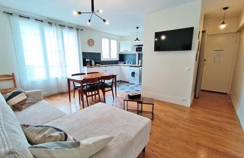 Bagneres-de-Luchon Apartamento | L'appart du Maupas, T3, wifi, parking