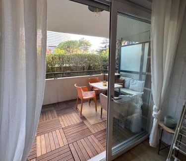 Villeneuve Loubet Beach Apartamento | L'appart idéal famille, terrasse, piscine, plage