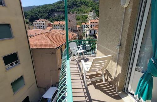 Noli Apartamento | L'appartamento Giallo(+Garage Auto) 009042-LT-0284