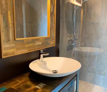 Avize Casa | L'appartement et les Suites de VJL.