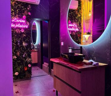 Quartier Administrations Apartamento | L’arène des plaisirs - love room