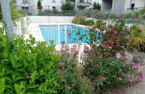 Lormont Apartamento | L Arène Margaux, 300 m du tram