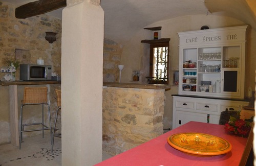 Saint Michel d'Euzet Otro | Magnífica finca provenzal con 25 camas: el árbol de oro