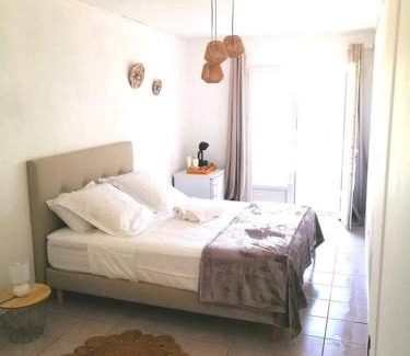 Saint-Jean-de-Maruejols-et-Avejan Cama Y Desayuno | L'arbre qui chante