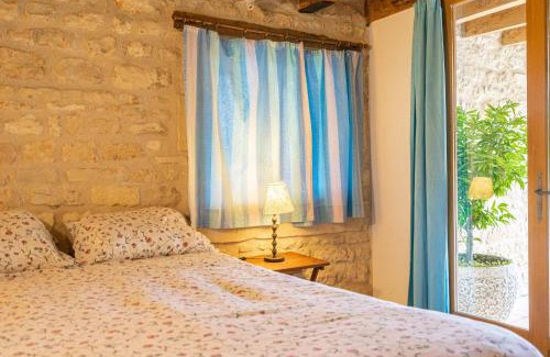 Gemozac Casa | L'arbre - Gites De La Tournerie