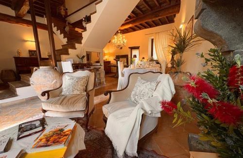 Viterbo Casa | L'Archetto Dimora Storica