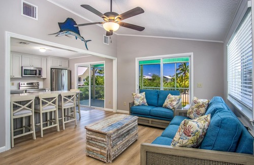Breezeswept Beach Estates Casa | L' archipel | Canalfront 2 bedroom retreat on Ramrod Key with brand new dock!