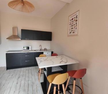 Veuvey-sur-Ouche Apartamento | L'arrêt du pont