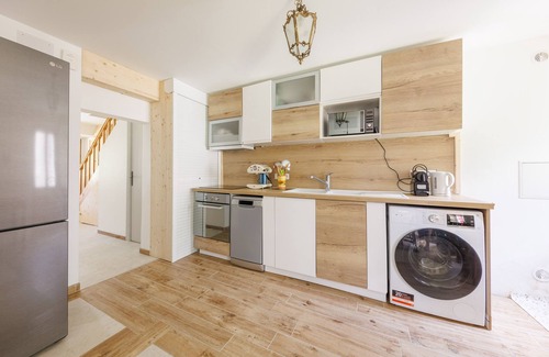 La Bourboule Casa | L'Arverne du Rocher - Maison vue montagne