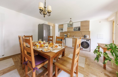 La Bourboule Casa | L'Arverne du Rocher - Maison vue montagne