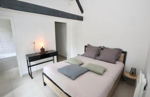 Pontivy Apartamento | L'atelier et sa terrasse