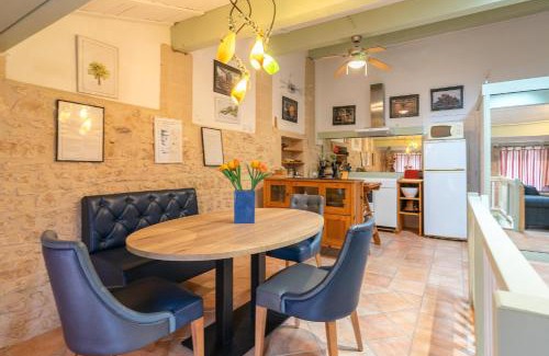 Gemozac Casa | L'atelier - Gite La Tournerie