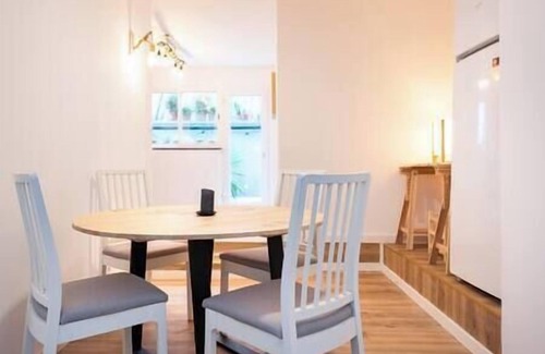 Foz do Douro Apartamento | L'Atelier - Warm Porto Loft