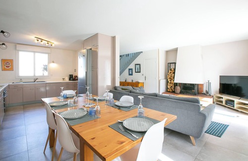 Beaucouze Casa | Maison familiale avec jardin et garage