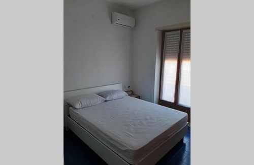 Ardore Marina Apartamento | L'ATTICO DI LELLA