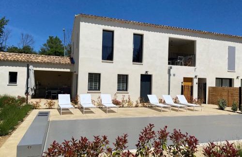 Malaucene Casa | L'aVentouxre