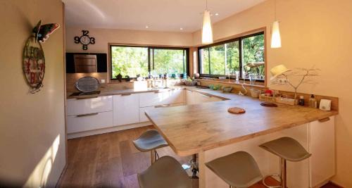 Cahuzac-sur-Vere Casa | L'Ecrin de Bois - Maison d'architecte avec Spa sur un grand terrain arboré