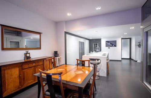 Riou - Petit Juas - Av de Grasse Apartamento | L'EMPEREUR somptueux duplex au style raffiné, Petit Juas, proche du centre