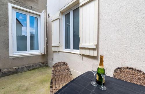 Chalons-en-Champagne Apartamento | L Envolé - Jacuzzi - Proche Gare et Centre ville