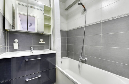 Bobigny Apartamento | L'Envolée Urbaine - avec parking privé proche Paris