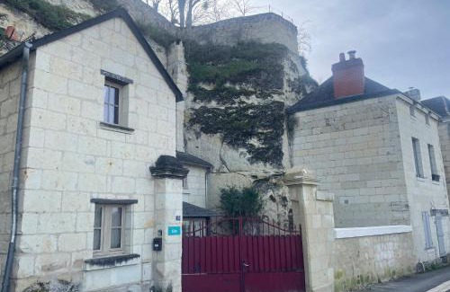Dampierre-sur-Loire Casa | L’escale Troglo au bord de la Loire