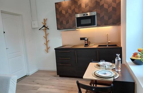 Sainte-Anne - Faubourg Noyon Apartamento | L'escapade - 1 lit et 1 couchage d'appoint pour enfant- Proche centre ville