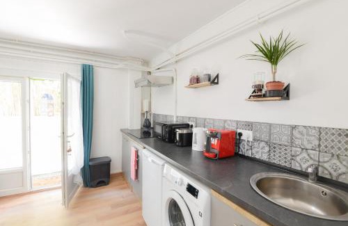Creully Apartamento | L'Escapade de Creully - Appt 2p avec grande terrasse
