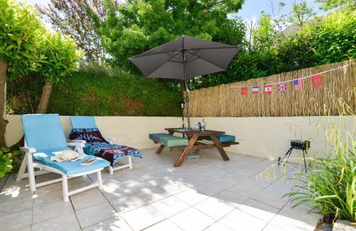 Creully Apartamento | L'Escapade de Creully - Appt 2p avec grande terrasse
