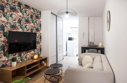 Chateauroux Apartamento | L'Escapade-Hypercentre-parking privé-refait à neuf
